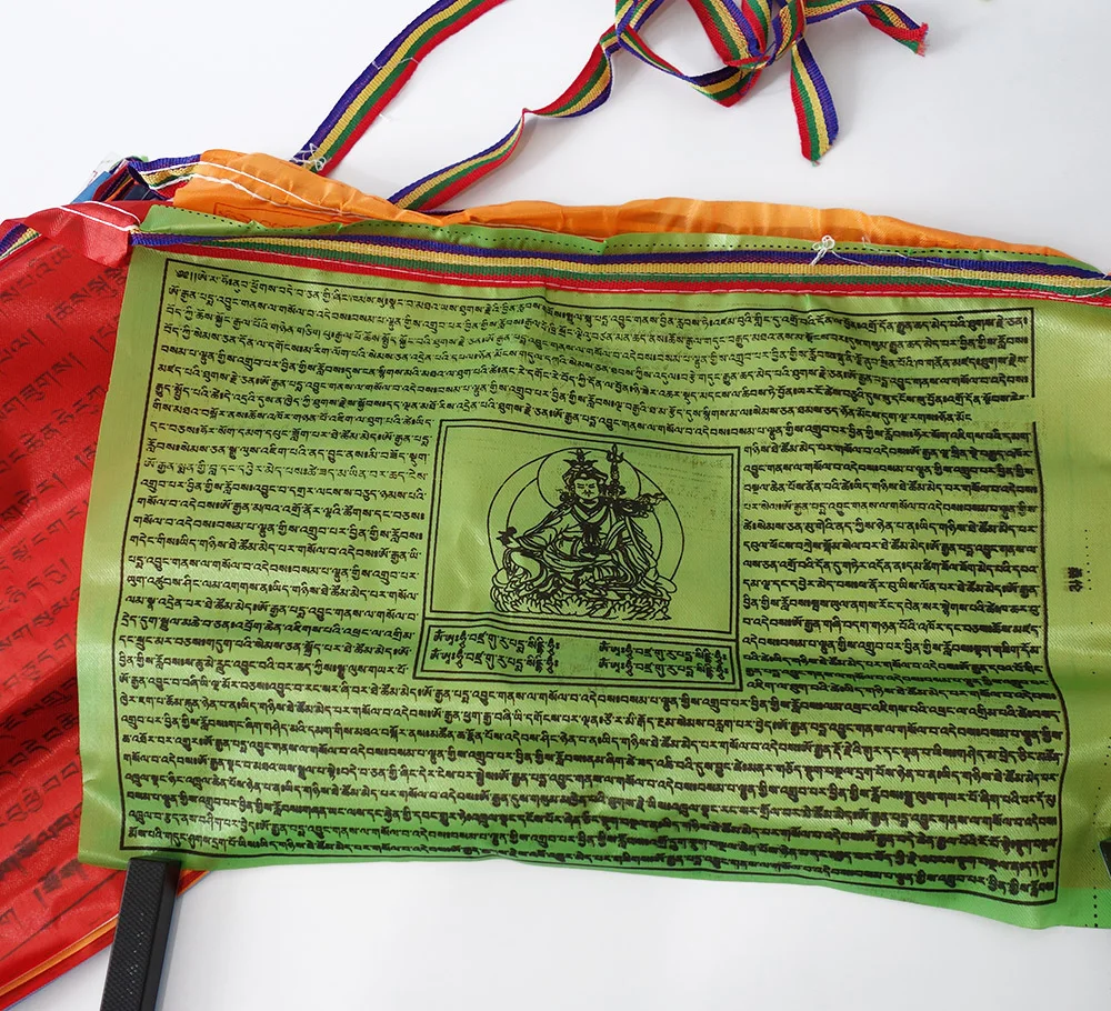 Tibetische Gebetsfahnen und Banner, Wimpelkette, Dekor, Sutras – Bild 6