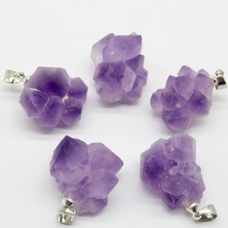 Naturstein Brasilien Amethysten Kristall Unregelmäßige Form Anhänger Reiki Mode Mineral für Schmuck Machen