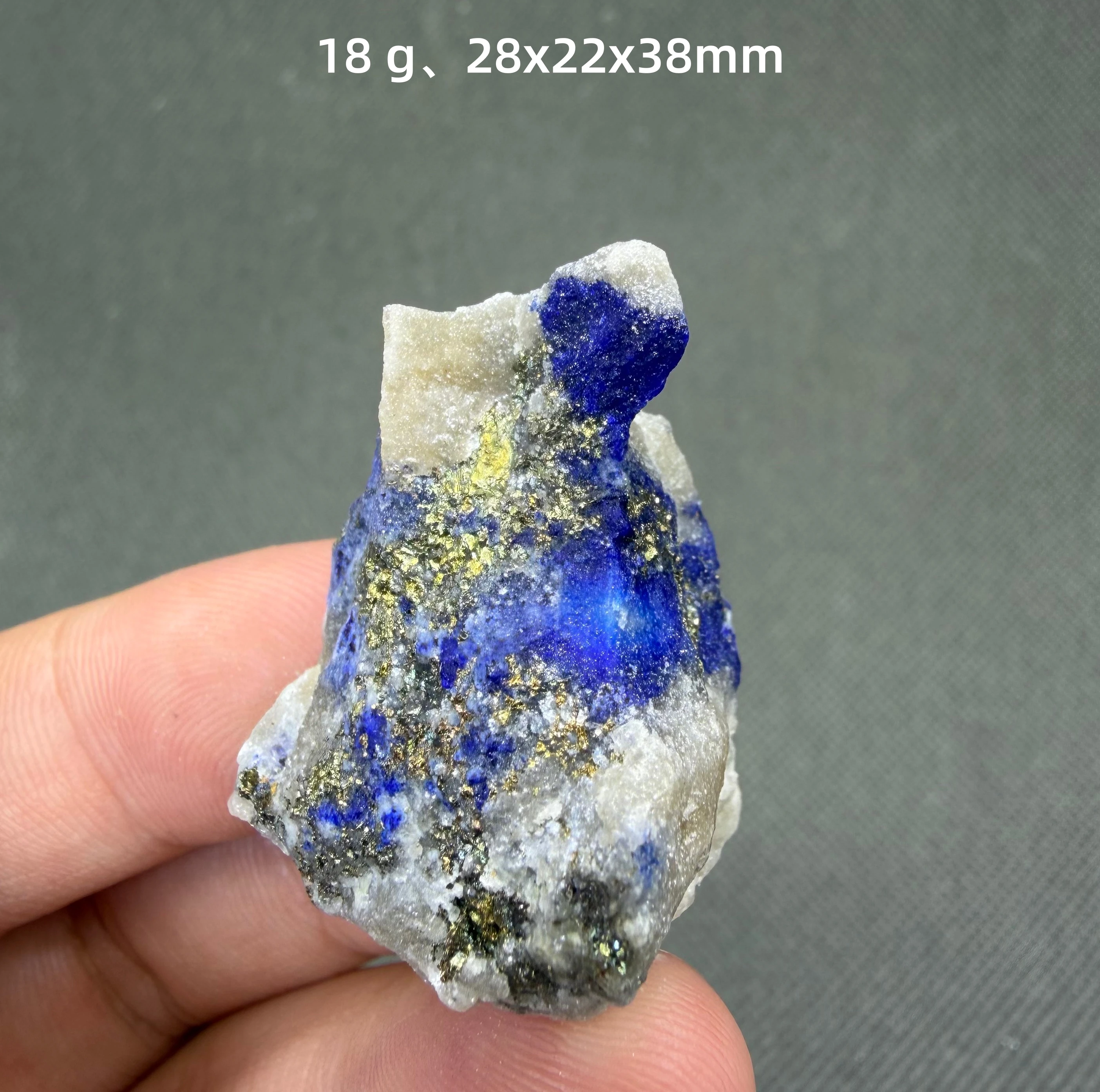 Natürlicher Lapislazuli mit Pyrit, abwechselnde Schichten, königsblau & metallisch goldene Kristalle