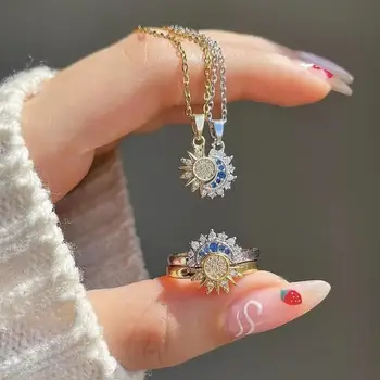 Vintage Sonne Mond Anhänger Halskette für Frauen Funkelnden Strass Paar Halskette Ringe Hochzeit (2 Stück)