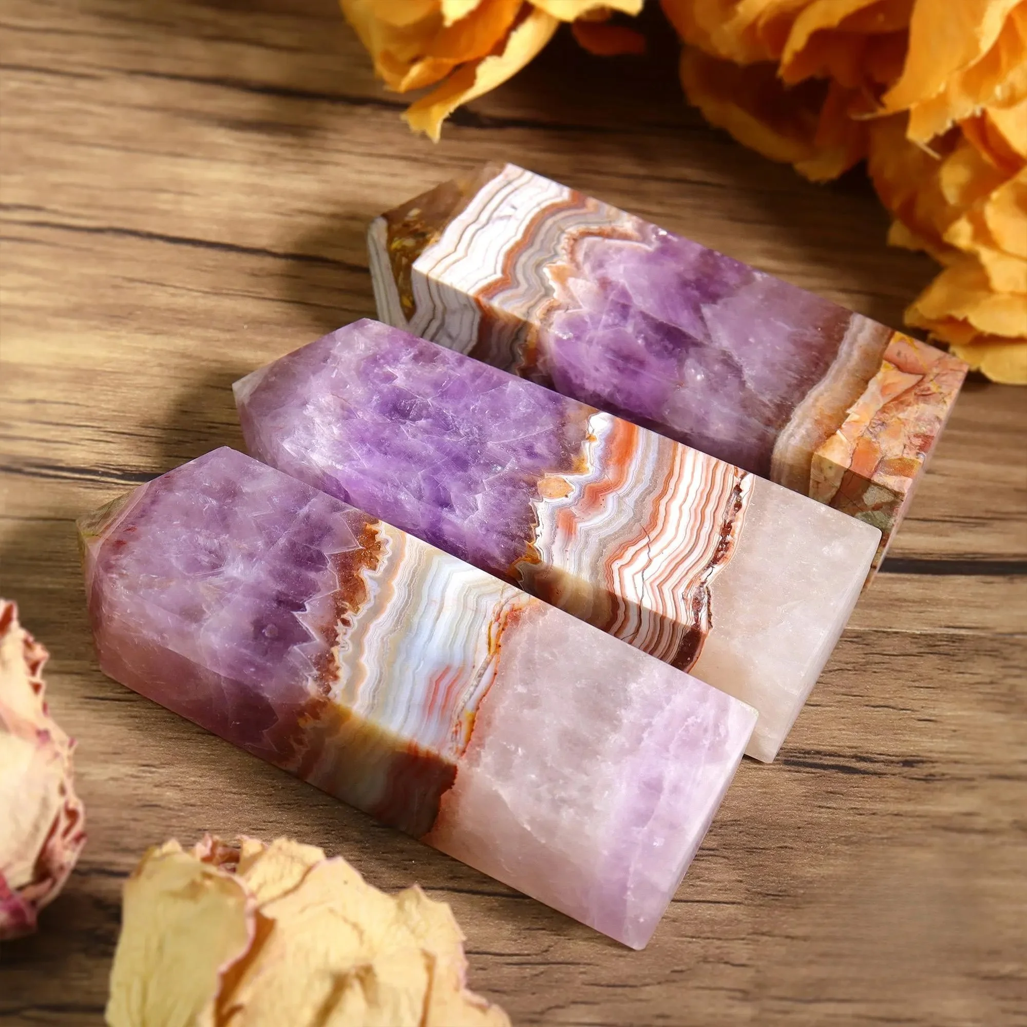 Mexikanischer Spitze-Achat-Turm, ein natürlicher Amethyst-Spitze-Achat-Kristallquarz-Obelisk, perfekt