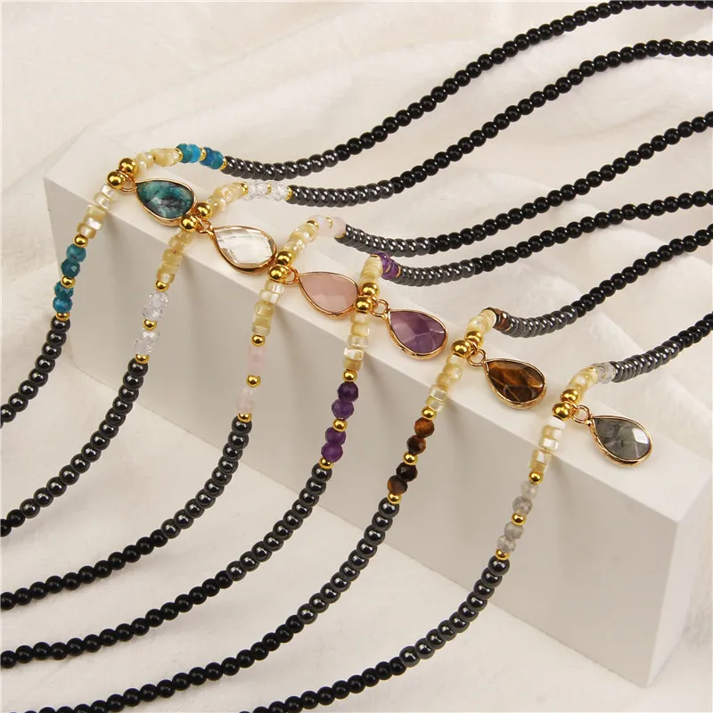 Wassertropfen-Anhänger-Halskette, Naturstein, Quarz-Charm, Hämatit, schwarzer Onyx, Muschelperlen, Halsketten