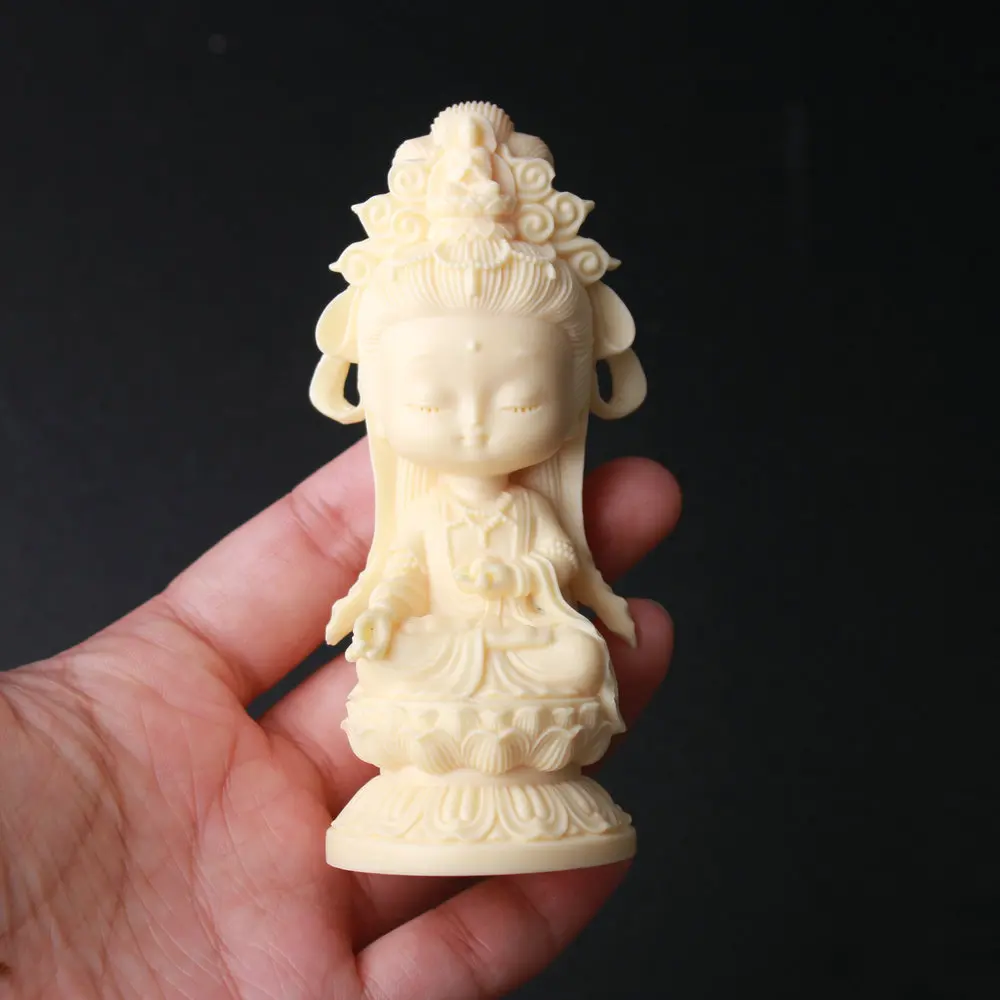 Niedliche Cartoon-Guan-Yin-Figur, Weiße Harz-Göttin mit Lotussockel – Bild 5