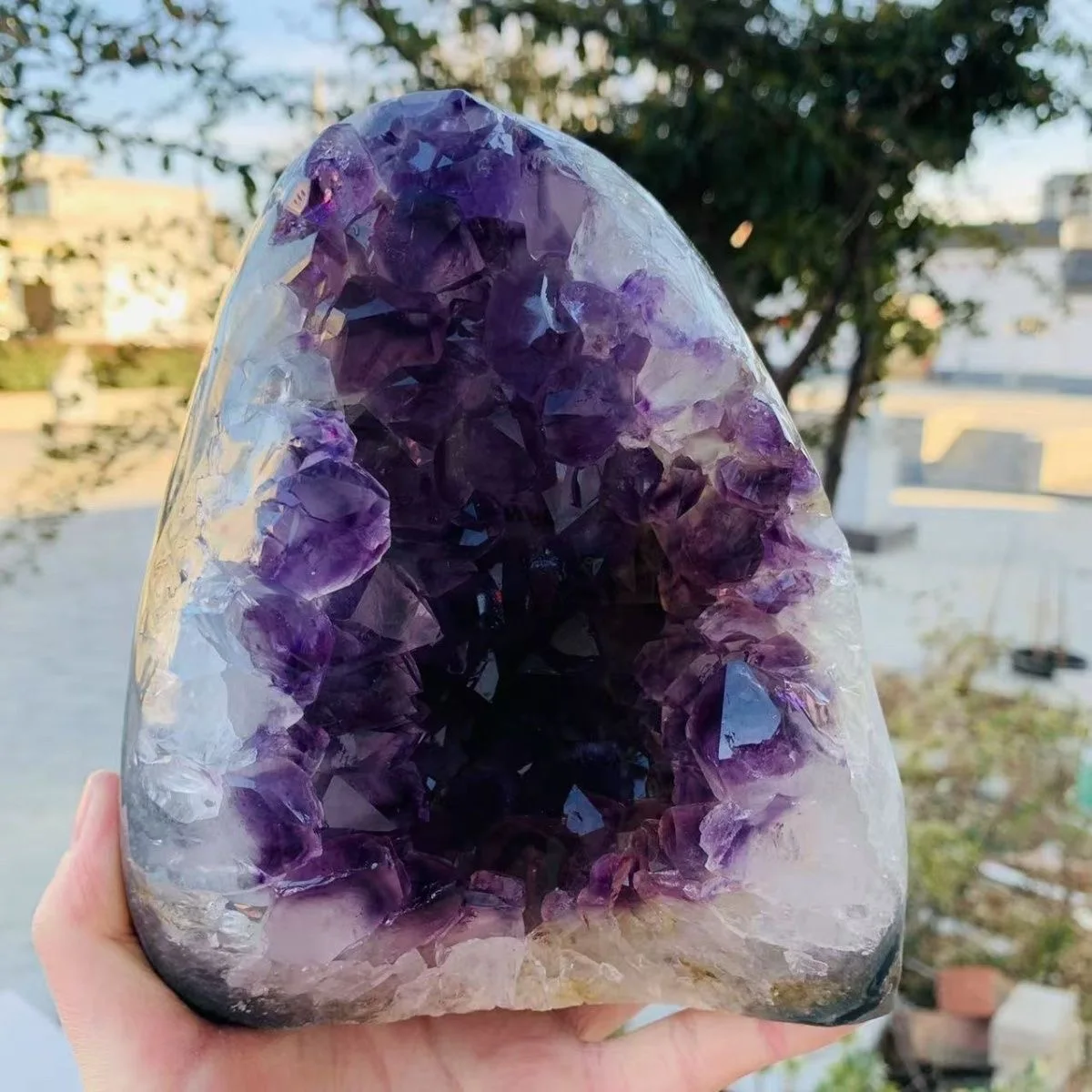 Natürliche Raue Amethyst-Cluster-Geode Kristallfigur Spirituelles – Bild 2