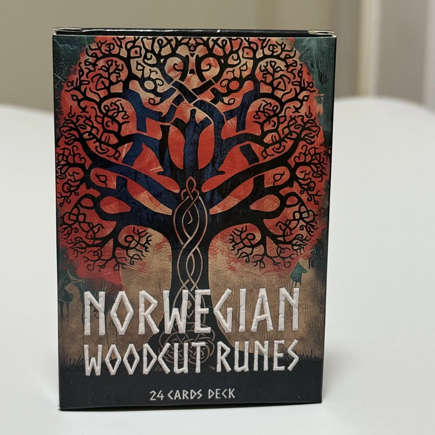 Norwegisches Holzschnitt-Runen-Deck, 24 Stück, englische Version, The Elder Futhark Runes Oracle-Deck