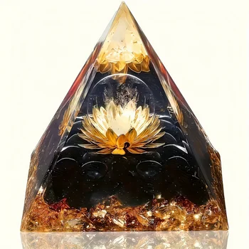 Orgonit-Pyramide mit Obsidian und einer weißen Kristallkugel, perfekt für Heimdekoration