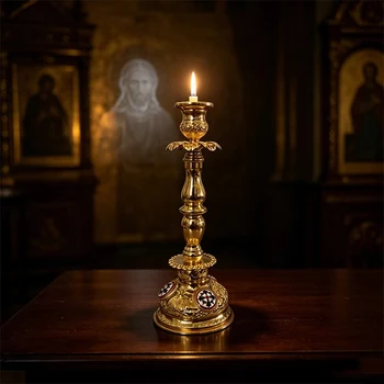 Luxuriöser byzantinischer orthodoxer hoher goldener Kerzenständer mit Chi Rho Medaillon, handgefertigter