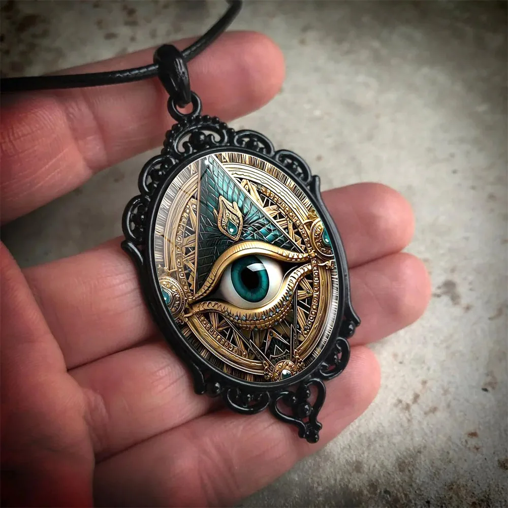 Gotische Augen-Halskette: Horus-Auge Schlüsselbeinkette, Dunkler Augen-Anhänger, Personalisierte