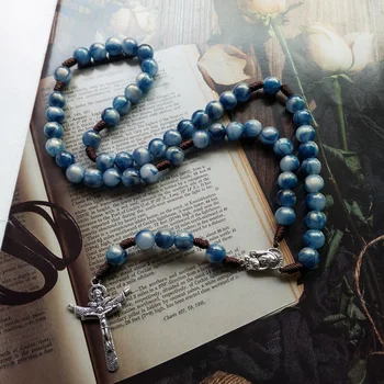 Glatte blaue Gebets perlen Kette Jungfrau Mary Christus Jesus Kruzifix Kreuz Rosenkranz Halskette religiösen