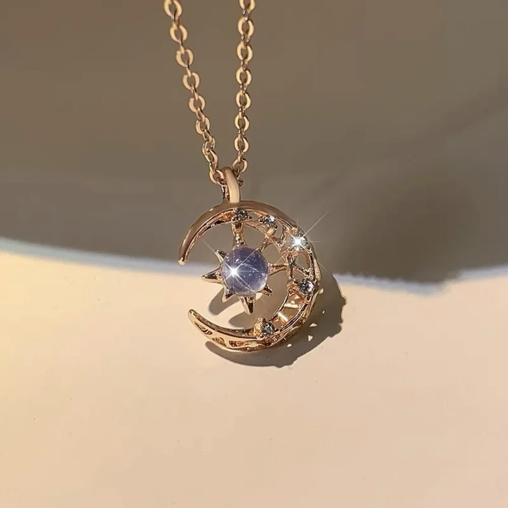 Einfache und elegante Nische Traum Stern Sonne Mond Mondstein Anhänger Halskette weibliche Halskette Hochzeit