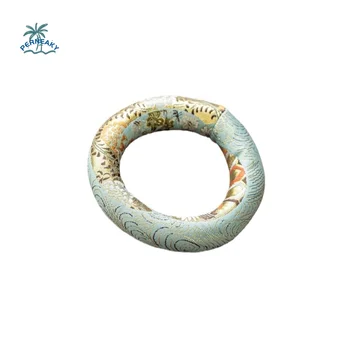 Spirituelles Zubehör Nepalesische Klangschalen-Matte Runde Stoffmatte in Donut-Form Traditionelle Rutschfeste