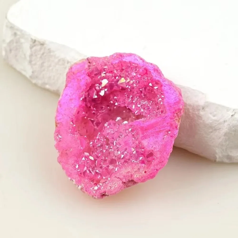 Aura-Achat-Geoden-Cluster, unregelmäßiger galvanisierter Druzy-Stein – Bild 4