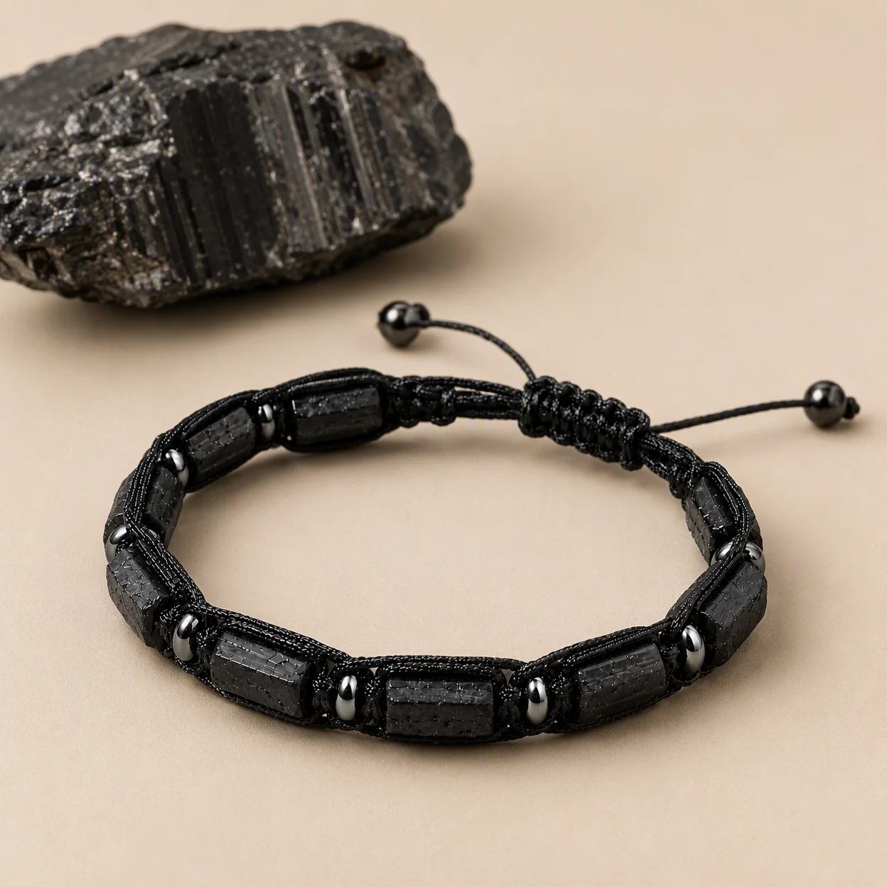 Natürliches Schwarzes Turmalin-Armband Naturstein-Schmuck Damen-Handarmband Rohkristall-Geschenk für Männer