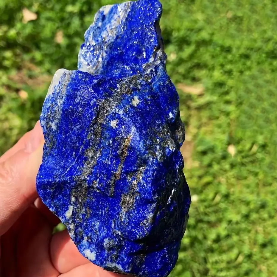 Natürliche Lapislazuli-Rohsteine, Kristall-Aromatisierung, diffuser Stein, blaues Erz, Rohstoff
