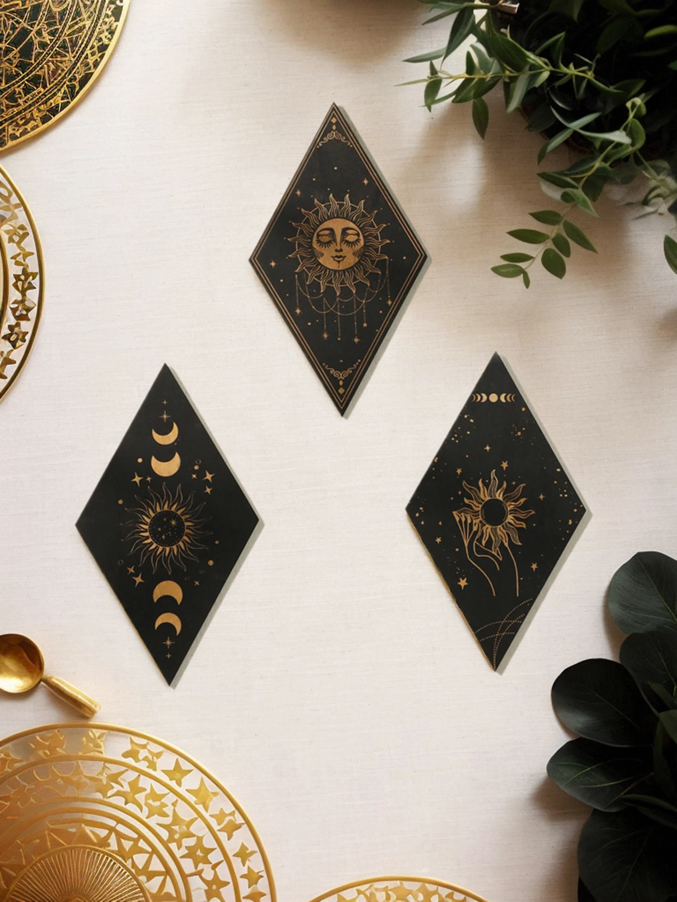 Hölzerne Hexen-Wanddekoration, Gothic-Mond, Sterne, Sonnenphasen – Bild 2