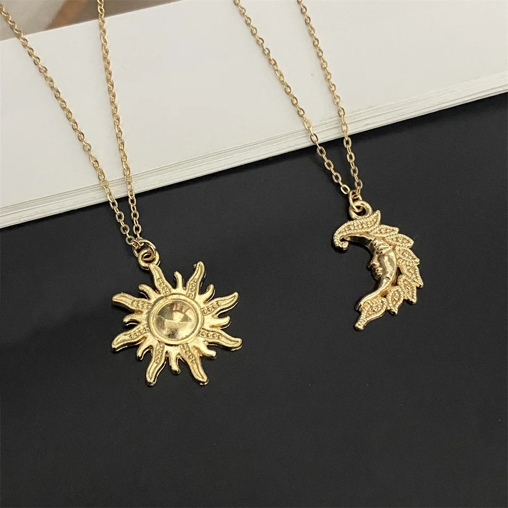 Mond-Stern-Anhänger-Halskette für Mädchen und Frauen, goldene Farbe, verschiedene Design-Gliederkette