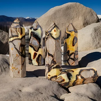 Einzigartiger Septarian Stone Crystal Point Tower - sechseckiger Obelisk im böhmischen Stil für Heimwerker