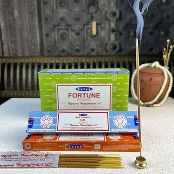 India Stick Räucherstäbchen, weißer Salbei, Sandelholz, natürlicher Haushalt, Innenbereich, saubere Luft