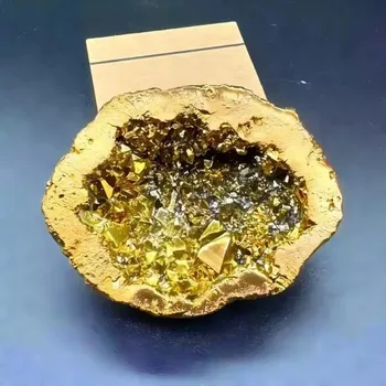 Aura-Achat-Geoden-Cluster, unregelmäßiger galvanisierter Druzy-Stein, farbenfrohes Chakra-Mineralexemplar